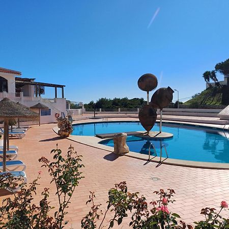 Apartamentos Salema Praia Club Екстериор снимка
