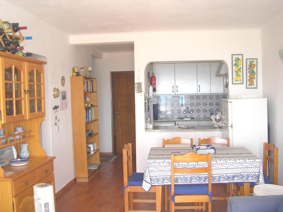 Apartamentos Salema Praia Club Екстериор снимка