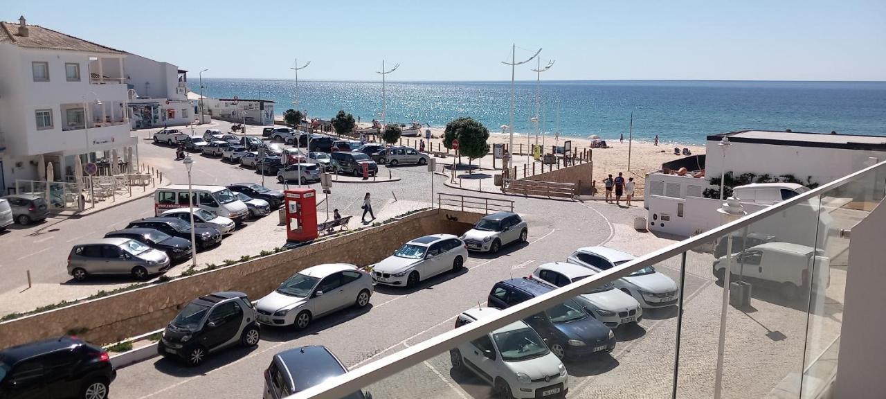 Apartamentos Salema Praia Club Екстериор снимка