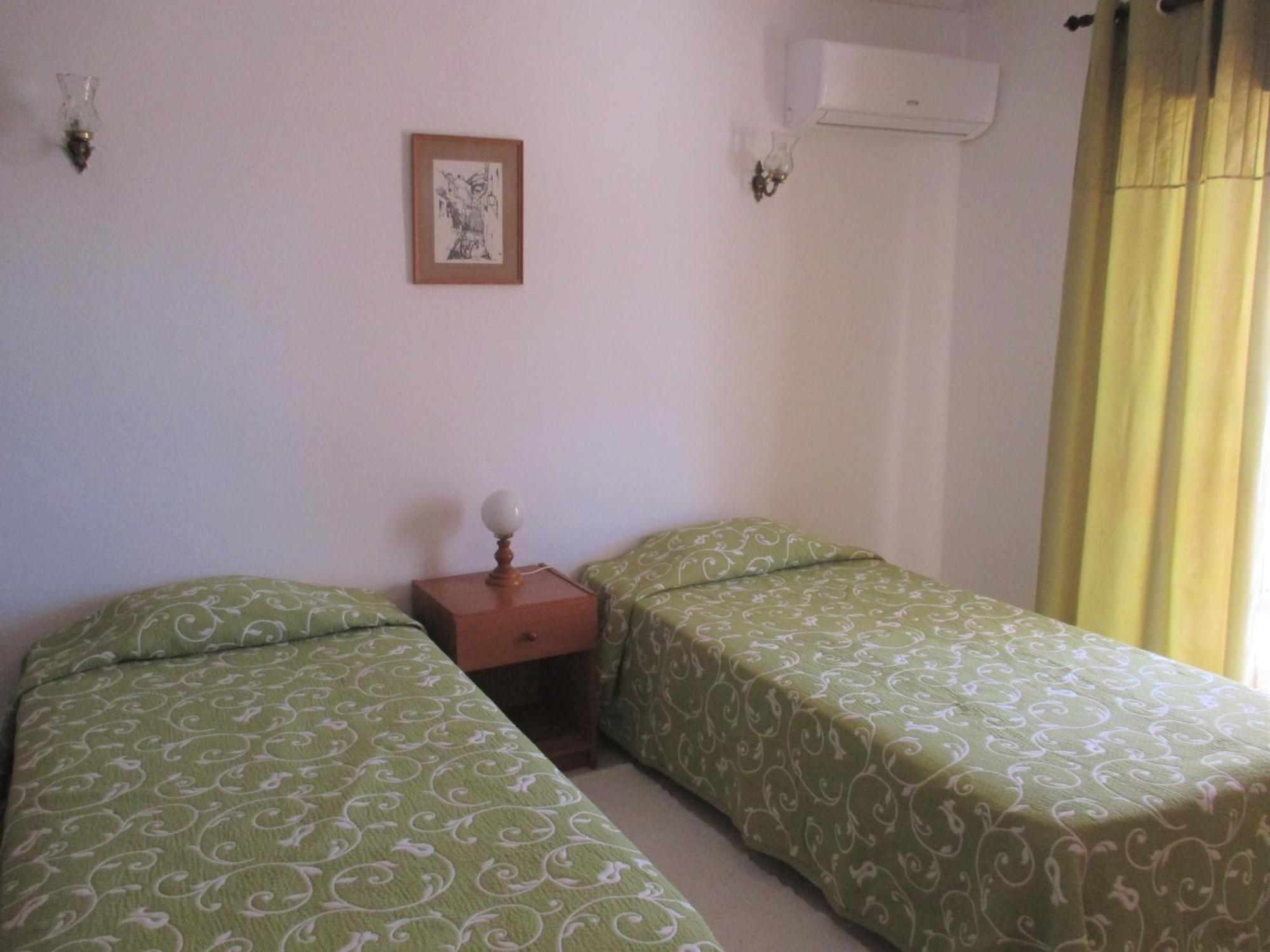 Apartamentos Salema Praia Club Екстериор снимка