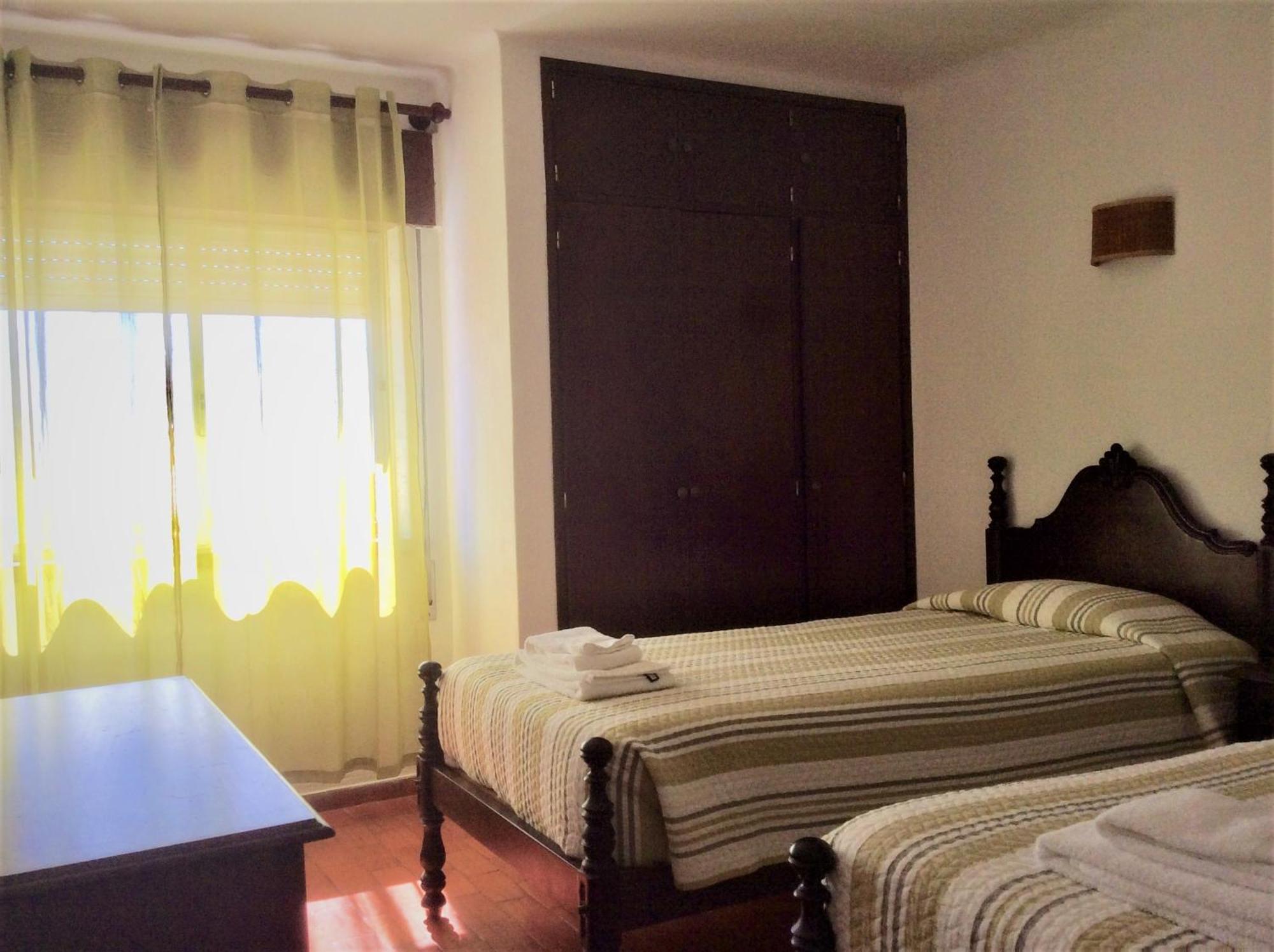 Apartamentos Salema Praia Club Екстериор снимка