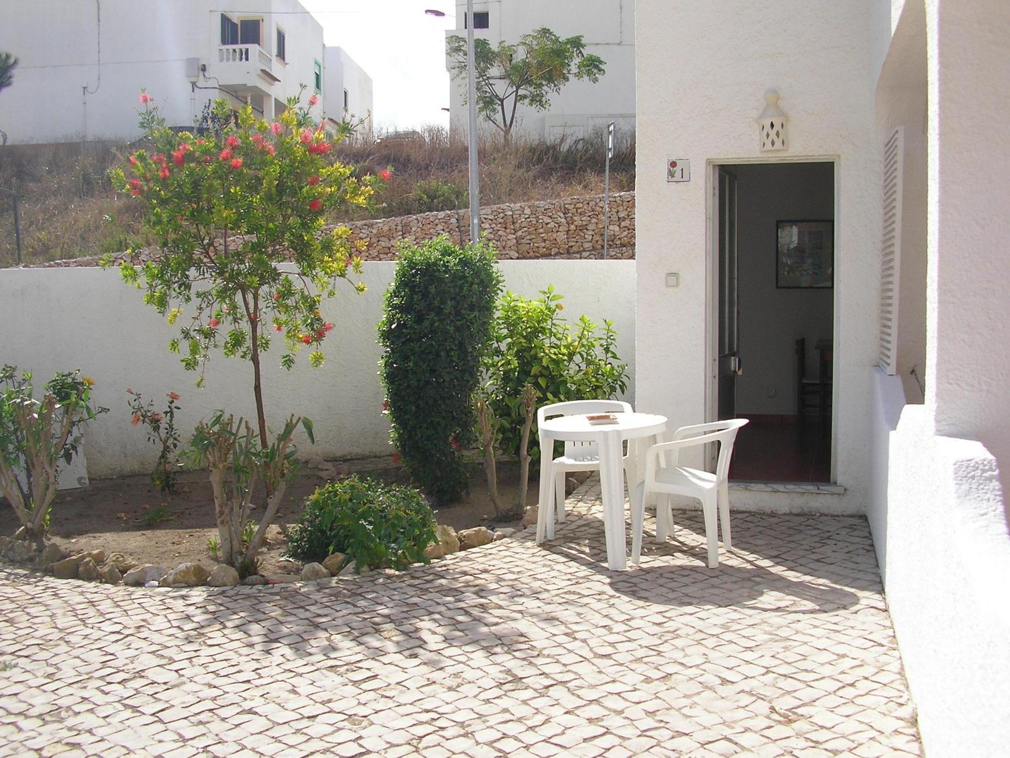 Apartamentos Salema Praia Club Екстериор снимка