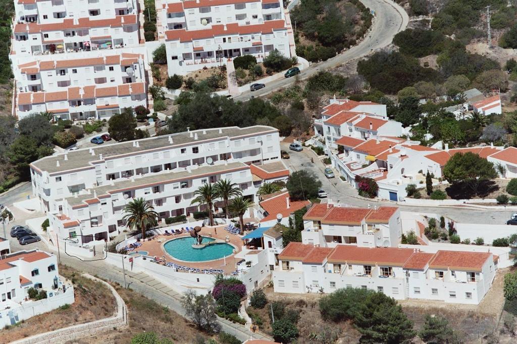 Apartamentos Salema Praia Club Екстериор снимка