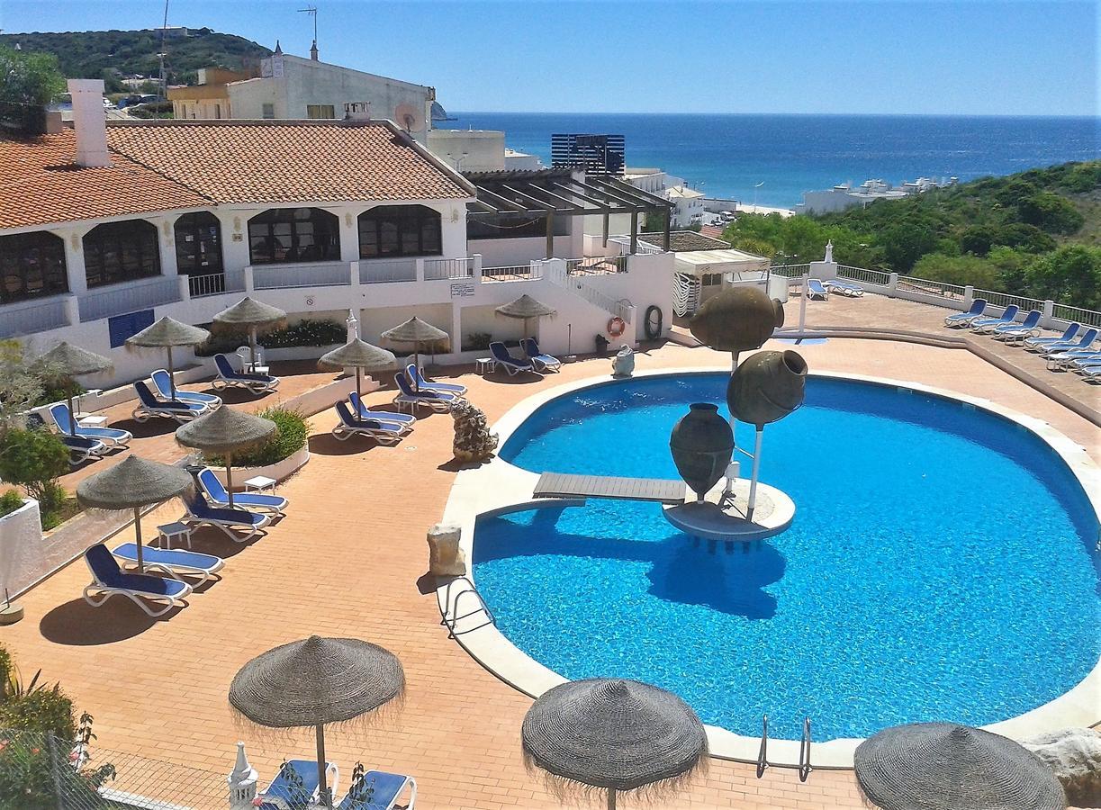 Apartamentos Salema Praia Club Екстериор снимка