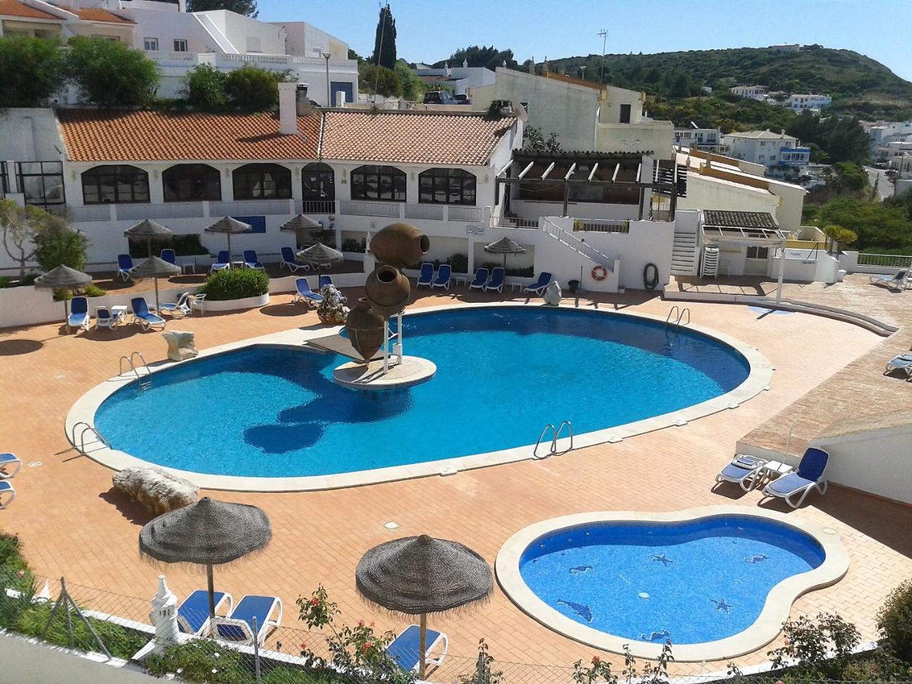 Apartamentos Salema Praia Club Екстериор снимка