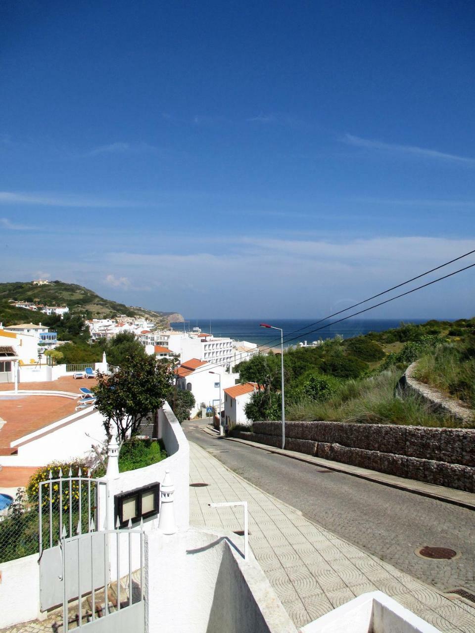 Apartamentos Salema Praia Club Екстериор снимка